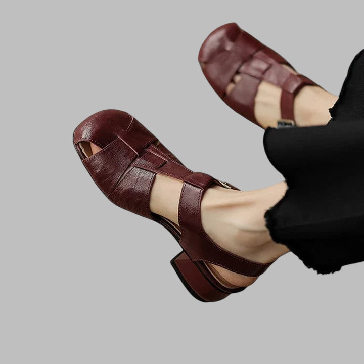 Clara – Elegant leather sandals