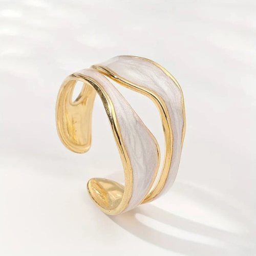 PENELOPE | TIMELESS WHITE GOLD RING