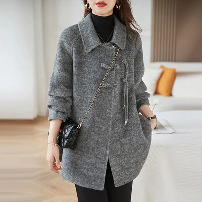 Jade | Coat in noble and soft wool