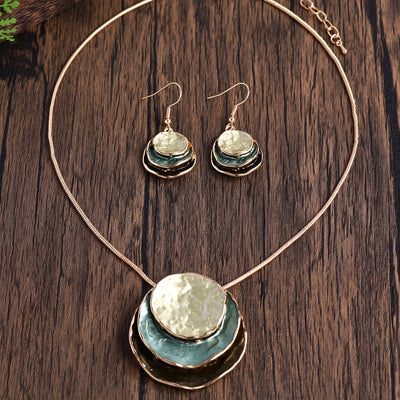 VANESSA | GOLDEN THREE-LAYER SET