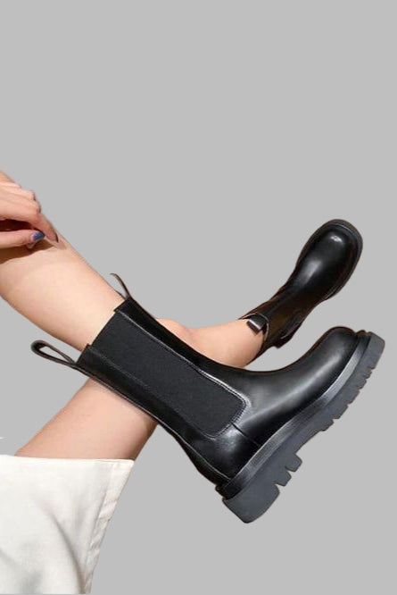 Veronique - Classic Boots